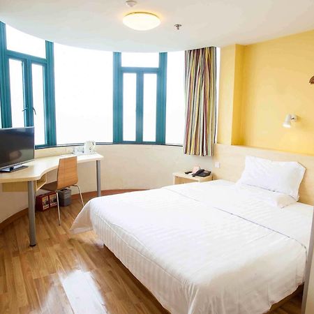 7Days Inn Zhongshan San Xiang Market 中山 客房 照片