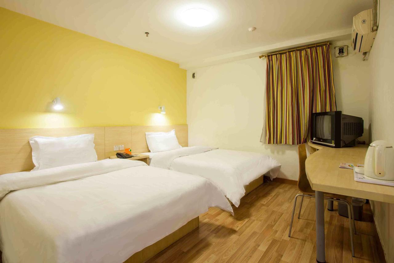7Days Inn Zhongshan San Xiang Market 中山 客房 照片