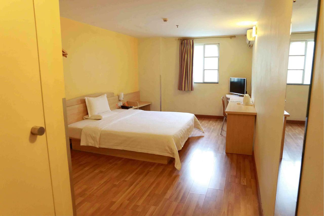 7Days Inn Zhongshan San Xiang Market 中山 客房 照片