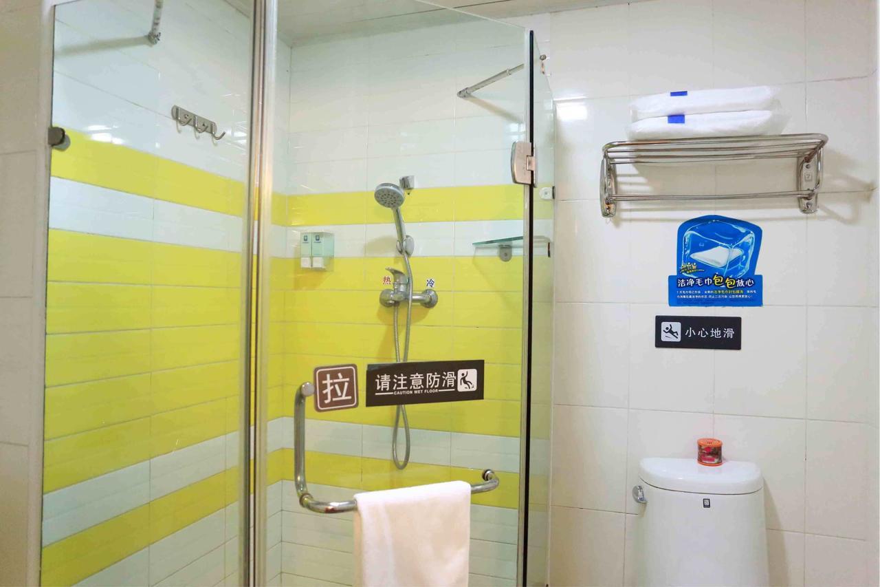 7Days Inn Zhongshan San Xiang Market 中山 客房 照片
